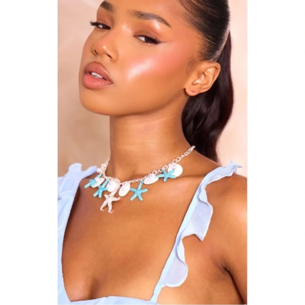 Pretty Little Thing Pearl Starfish Choker Necklace